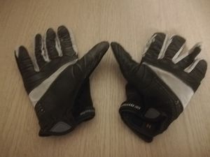 ガールズ向け　女子ラクロス　グローブ STX