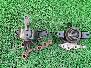 ２　ダイハツ ムーヴ ムーブ L175S L185S エンジンマウント 2個 セット 2点