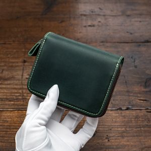 オイルドヌバック【本革】深緑 ダークグリーン コンパクト メンズ 財布 二つ折り ラウン