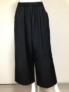 M3335／センソユニコ　ゆったり着れるワイドパンツ／38／ブラック