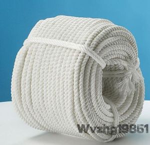 レジャーボートの係船索やアンカーロープ、土木 建築 工事等、幅広い用途（汎用性）船舶