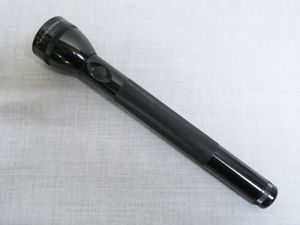 367 MAG-LITE マグライト クリプトン球 キセノン（Xenon）電球 ブラック 中古
