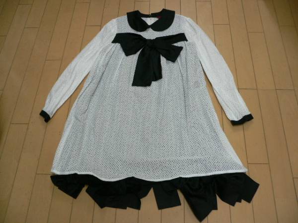 ネバアランドの日本製★裾におリボン可愛いワンピース