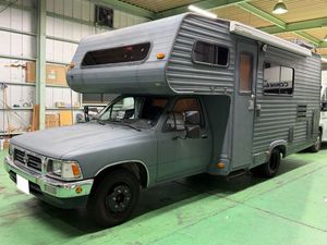 USトヨタ ハイラックス キャンピングカー 車検R8年4月☆ルーフクーラー／発電機／シャワ