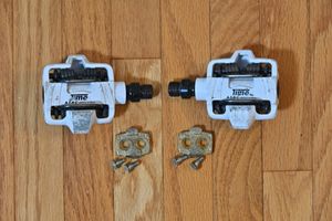 TIME　ビンディングペダル　クリート付き　ATAC　alium 白