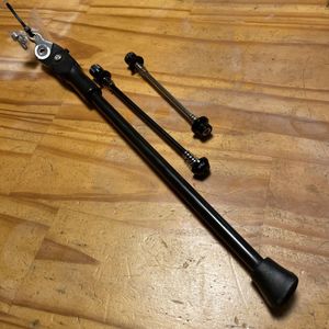 ジャイアント GIANT エスケープR3用 キックスタンド 中古品 スキュワー固定タイプ スキュ