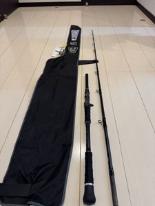 極美品　ツララ　Monstruo”G” 65XXHC ビックベイト　ジャイアントベイト　DRT クラッシ