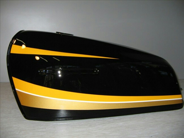 極上品 Z400FX タイガーカラー 外装一式 (再塗装)(カワサキ用)｜売買