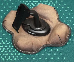 Garmin ガーミン 車載用ポータブルマウント MAP62・64/Oregon用 1個