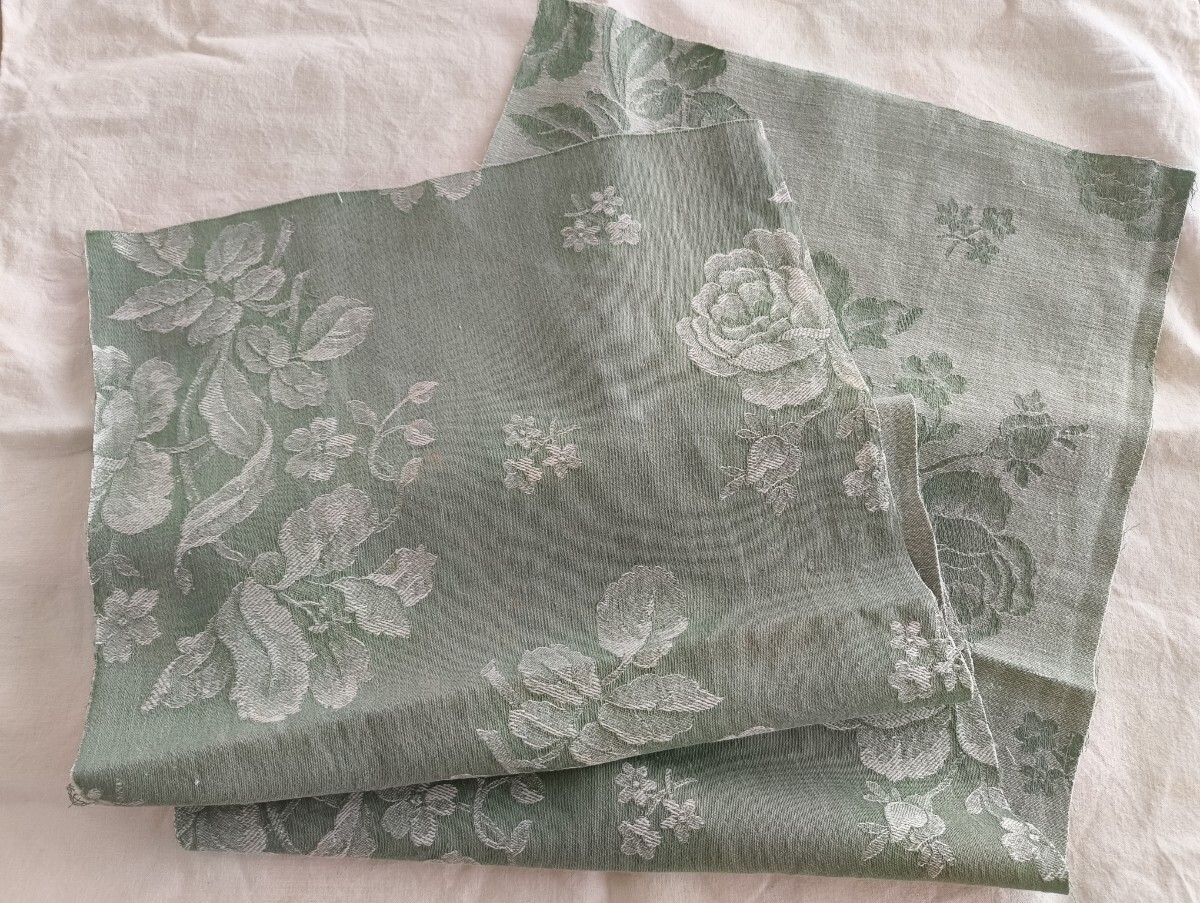 ティッキングの値段と価格推移は？｜6件の売買データからティッキング