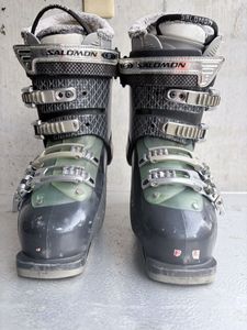 サロモン　スキーブーツ　Salomon Irony 8 Women Ski Boots Size 24.0