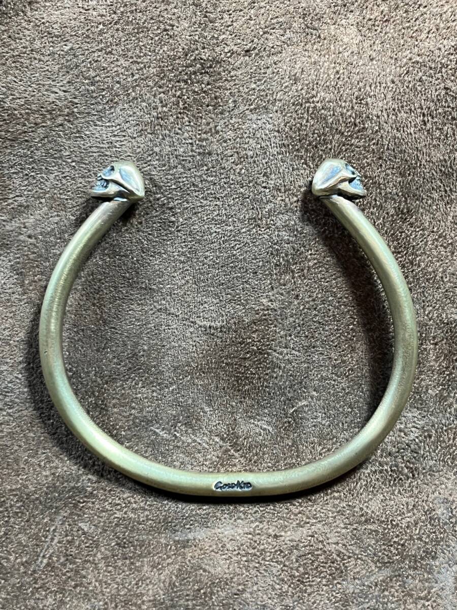 スカルバングルの値段と価格推移は？｜3件の売買データからスカル