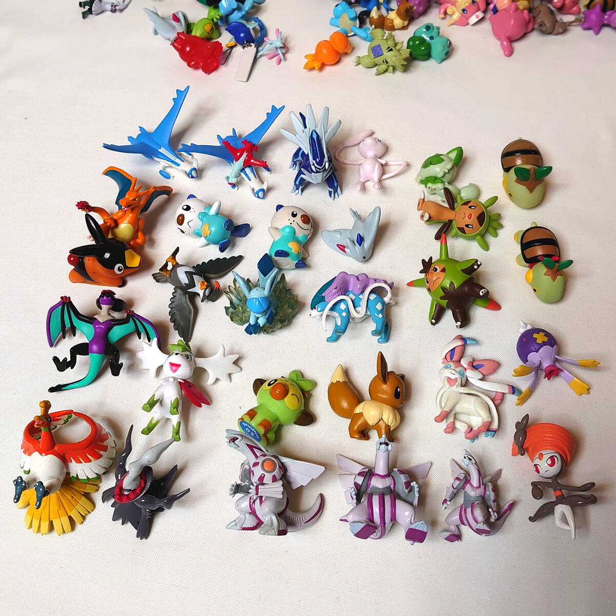 希少　ウルトラビースト　ポケモン フィギュア 9体セット まとめ売り　モンコレ ポケモン フィギュア 大量 まとめ セット モンコレ 図鑑 メガ進化