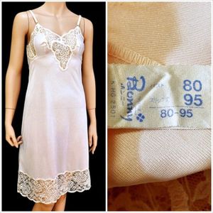 KX1-067//Bonny/ボンニー/NBF☆艶々で気品たっぷりな美しさ☆気品漂う繊細レース☆スリッ