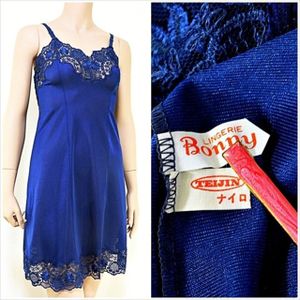 CX9-648//バスト90㎝の大きいLサイズ/Bonny/ボンニー☆ナイロン100％☆上品な煌めき感☆