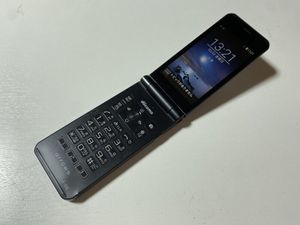 IZ447 docomo F-03L 8GB ブラック