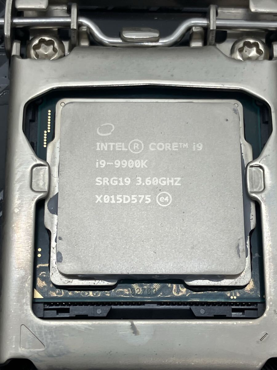 Core i9-9900K + ASRock Z390 Phantom Gaming 4 +ddr4 8×2