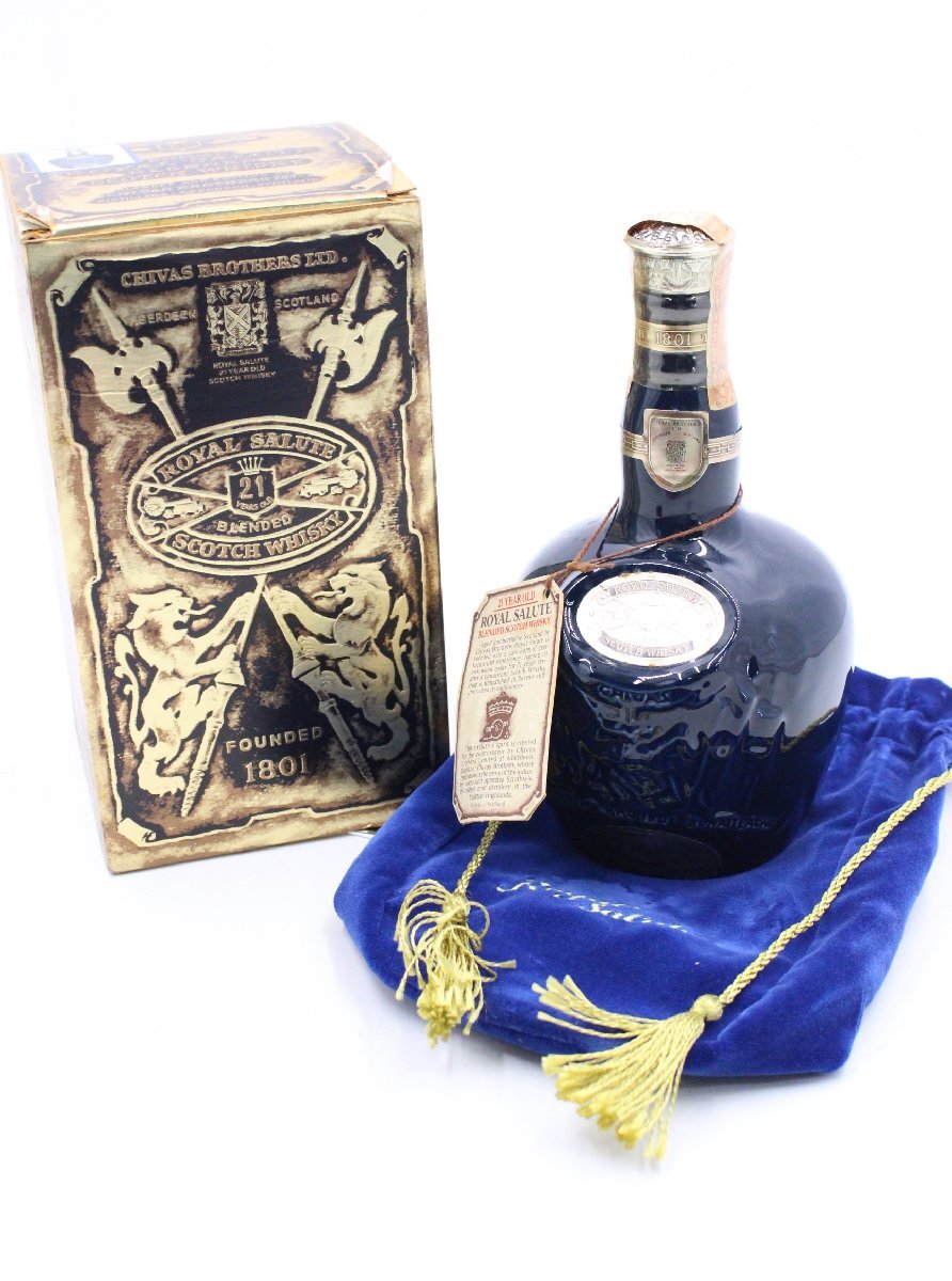 ト酒】☆ 古酒 未開栓 洋酒 ROYAL SALUTE ロイヤルサルート 21年 青