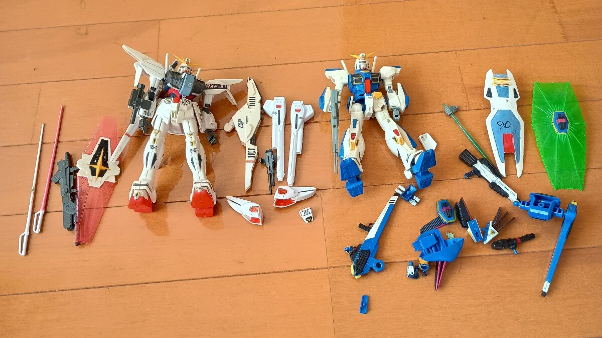 1円〜 ジャンク ガンプラ 旧キット 1/100 ガンダムf90 vタイプ