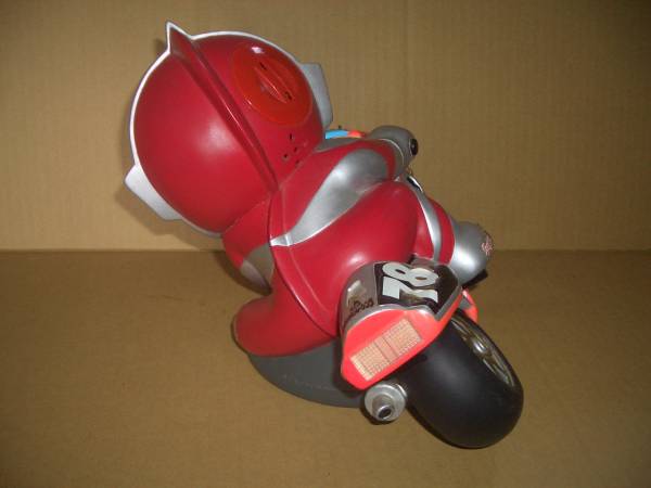 ウルトラマンレーシング 貯金箱 8耐(ウルトラマン)｜売買された