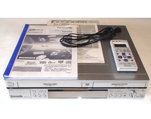 Panasonic DMR-E70V ビデオ一体型DVDレコーダー ダビング Panasonic DMR-E70V VHS一体型DVDレコーダー ダビング