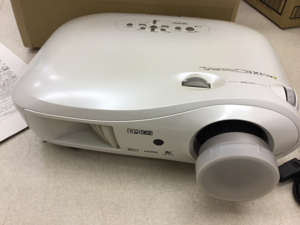 EPSON ホームプロジェクター ドリーミオ EMP-TW700 美品 値下げ EMP
