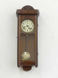 ゼンマイ式 振り子時計のYahoo!オークション(旧ヤフオク!)の相場・価格
