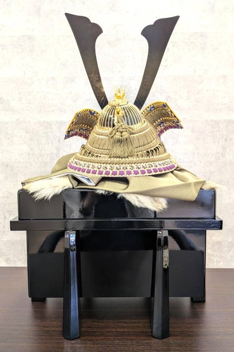 3073【現状品】☆兜飾り 斑鳩の里 皇宸作 彫金 15号 古都 正絹 木彫竜
