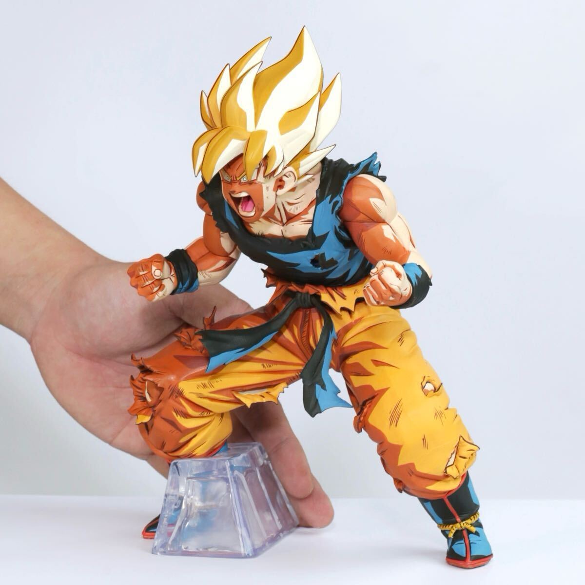 ドラゴンボール 超サイヤ人 孫悟空 B賞 フィギュア リペイント 二次元