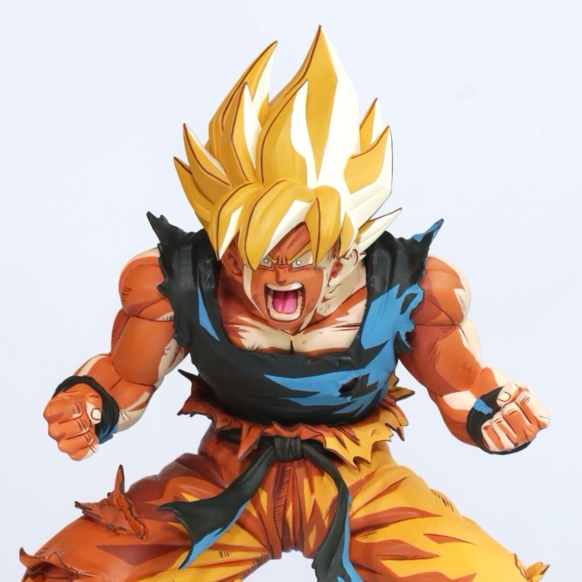 ドラゴンボール 超サイヤ人 孫悟空 B賞 フィギュア リペイント 二次元