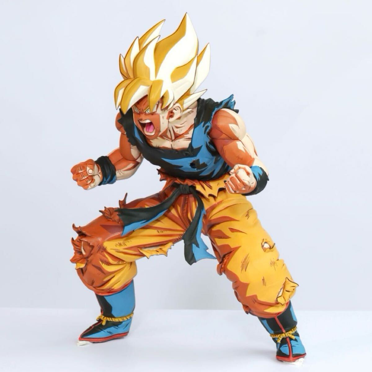 ドラゴンボール 超サイヤ人 孫悟空 B賞 フィギュア リペイント 二次元
