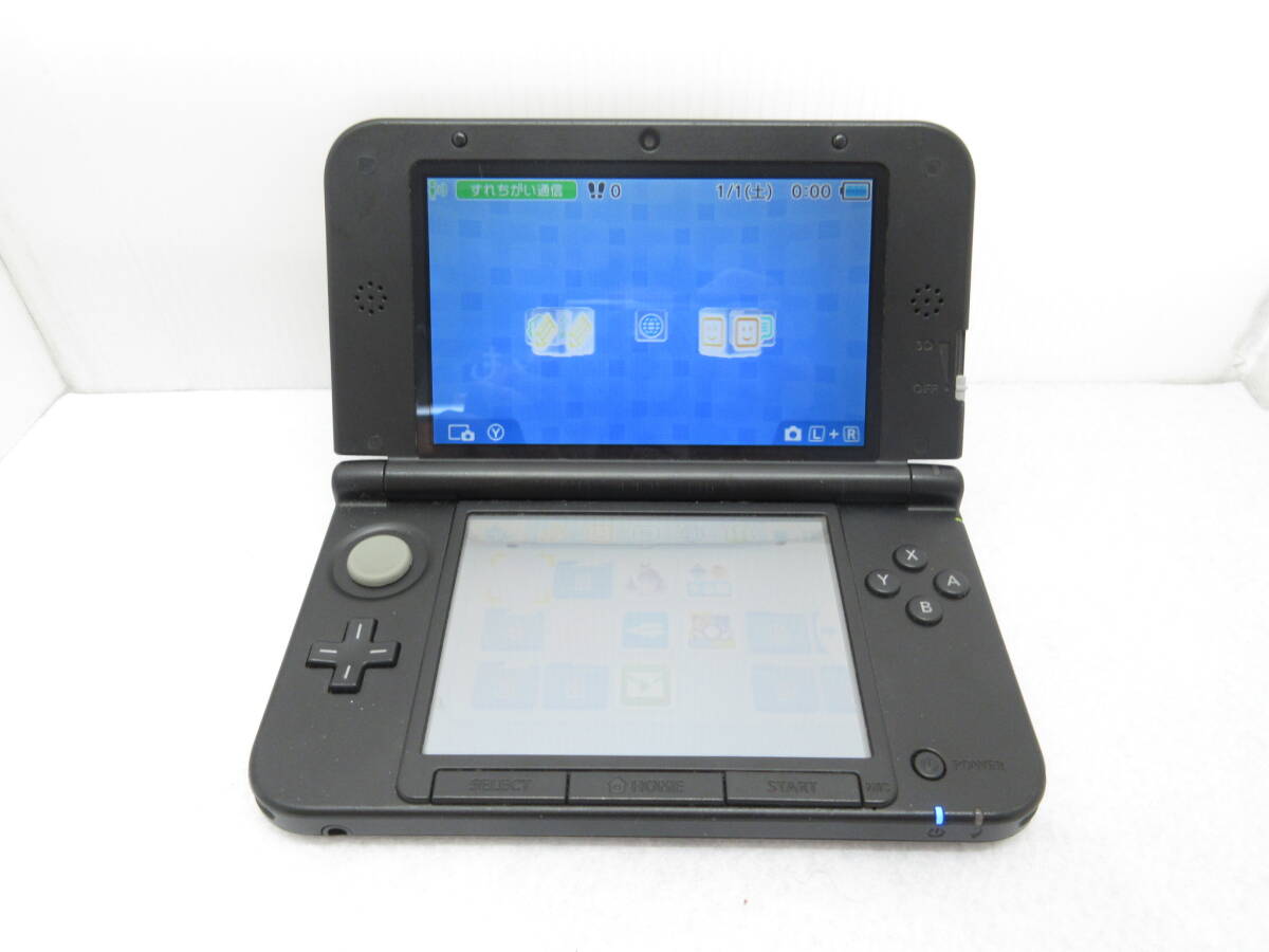 Nintendo 3DS ホワイト 本体 ACアダプター付き 初期化動作確認済み 