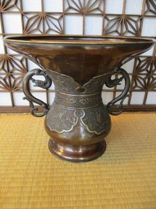 花器 龍 銅のYahoo!オークション(旧ヤフオク!)の相場・価格を見る