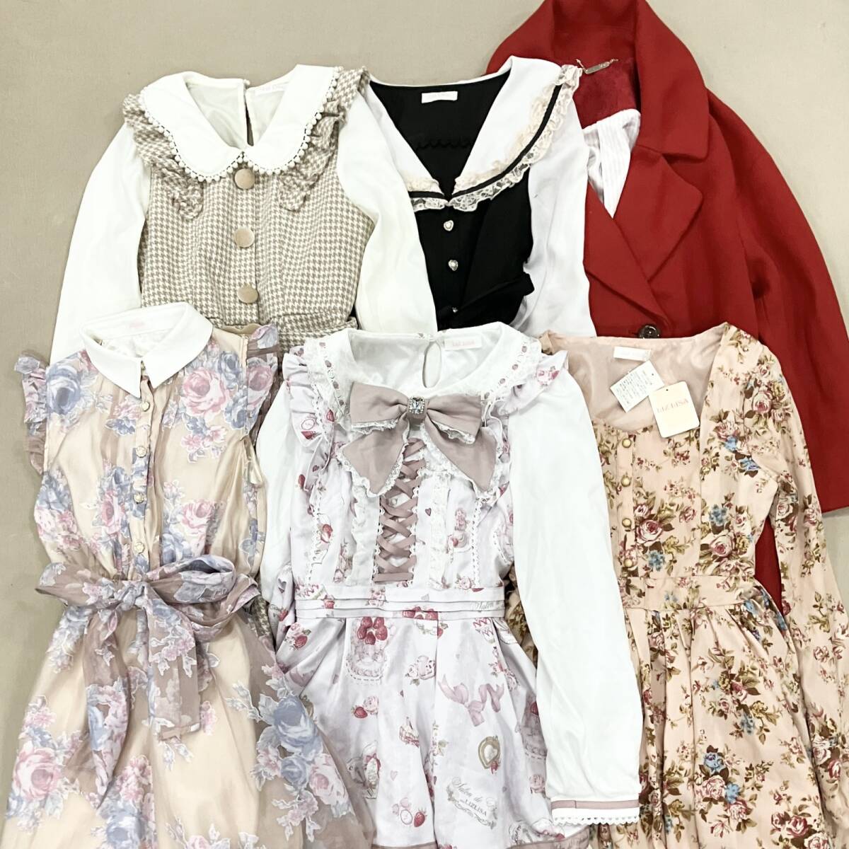 リズリサ フリルの値段と価格推移は？｜30件の売買データからリズリサ