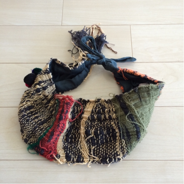 Moi モイ ヘアバンド ターバン 1点もの Archi アーキ ヘアバンド カチューシャ 売買されたオークション情報 Yahooの商品情報をアーカイブ公開 オークファン Aucfan Com