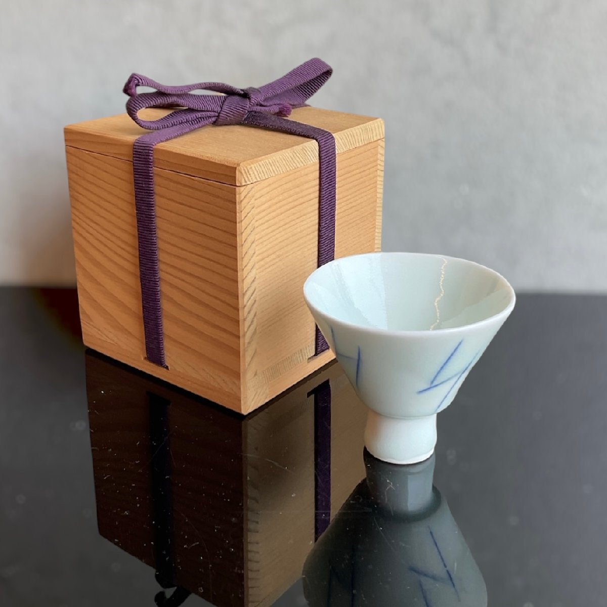【新品未使用】吉川正道　酒器 こもれび】焼物□ 吉川正道『青白磁盃』共箱【現代アート 常滑 酒器