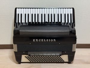 excelsior アコーディオンの値段と価格推移は？｜33件の売買データから