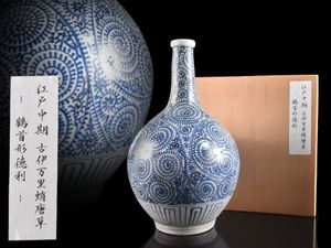 蛸唐草 壺の値段と価格推移は？｜8件の売買データから蛸唐草 壺の価値