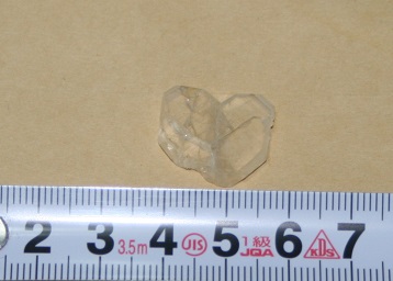 乙女鉱山産日本式双晶