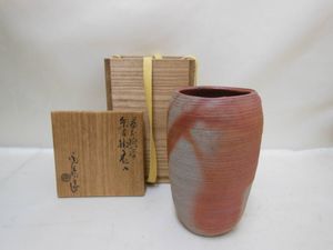 金重陶陽 花入の値段と価格推移は？｜7件の売買データから金重陶陽 花