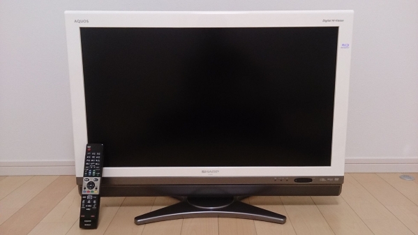 【美品】SHARPブルーレイ内蔵AQUOS 32型液晶TV☆ホワイト☆_1