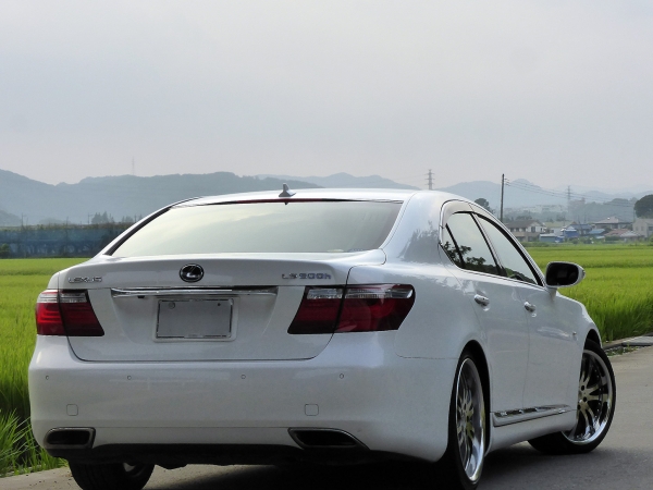 ☆レクサスLS600h☆バージョンUIPKG/LED/マクレビ/地デジ/豪華♪_2
