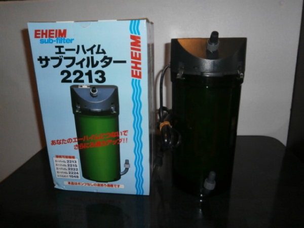 エーハイ２２１３中古品とサブフィルター新品