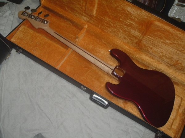 07年頃！Fender Japan ・AJB・Old Candy Apple Redエアロダイン