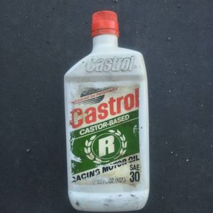 カストロール R30の値段と価格推移は？｜5件の売買データから