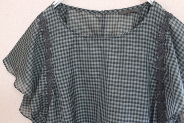 アデュートリステス * フリル袖 * チェック * ブラウス