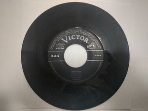 157位 極レア! シングル/エルヴィス・プレスリー/ミステリー・トレイン/忘れじの人/Elvis Presl