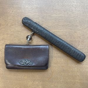 キセル入れの値段と価格推移は？｜19件の売買データからキセル入れの
