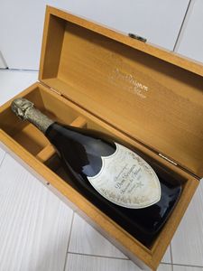 ドンペリ 木箱の値段と価格推移は？｜4件の売買データからドンペリ 木