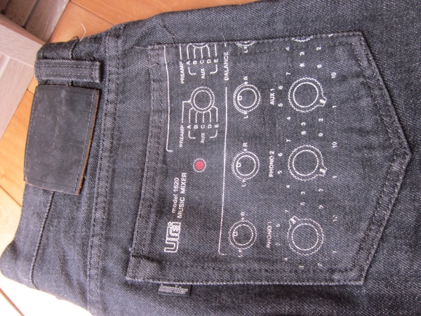 ミキサー柄ラッドミュージシャンブラックジーンズROCKバンド32